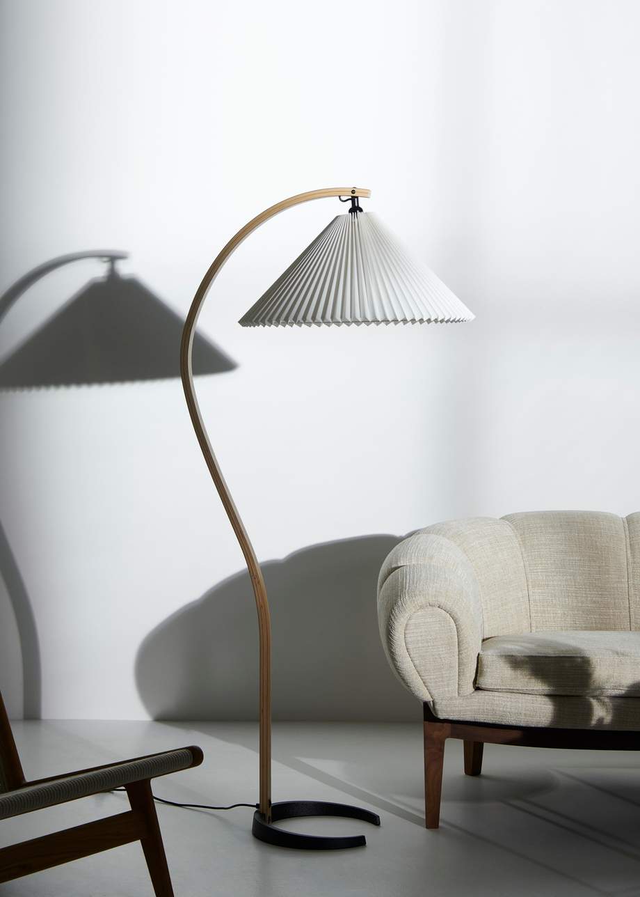 Gubi Timberline Floor Lamp