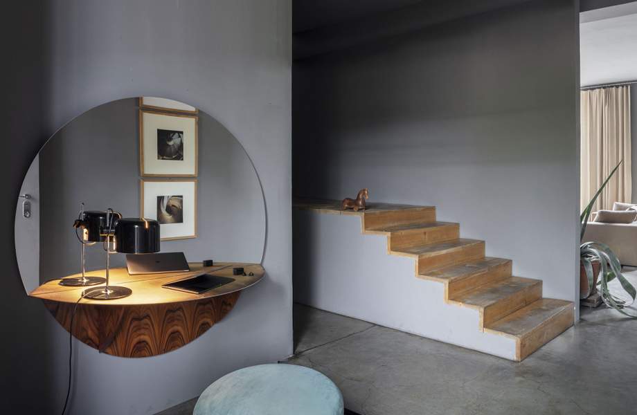 Mogg Brame Mirrors
