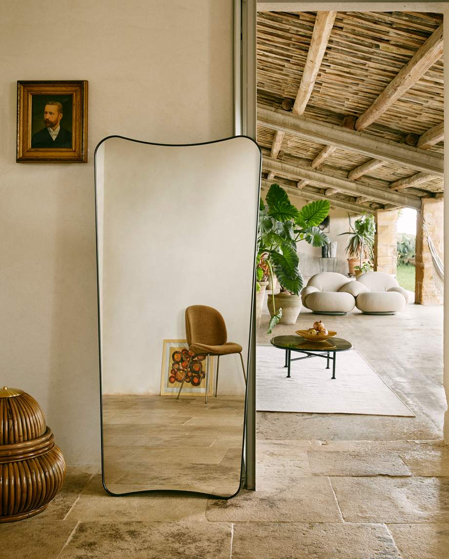Gubi FA33 Mirror