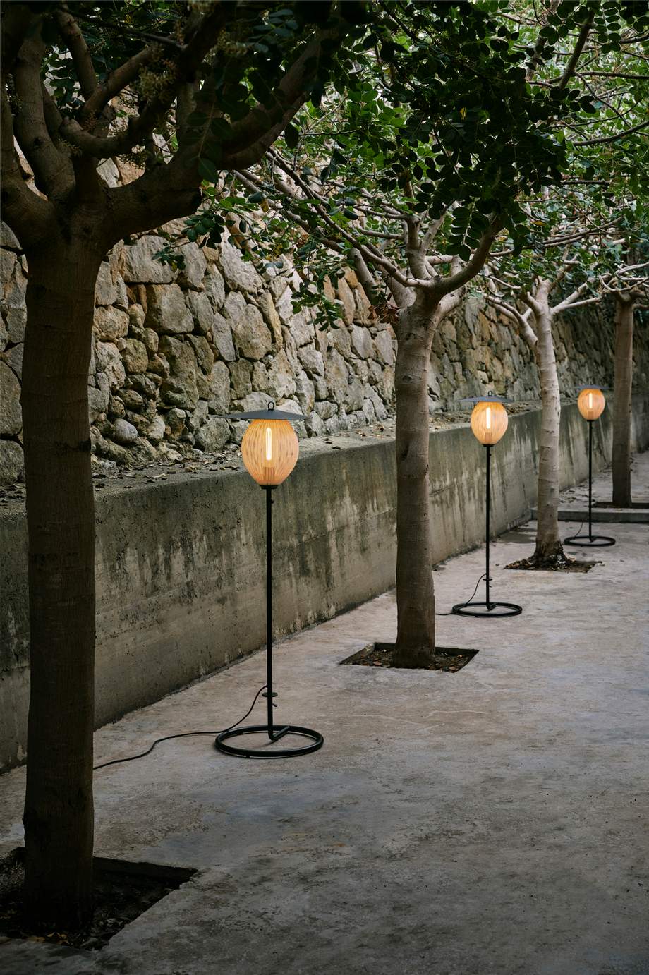 Gubi Satellite Outdoor Floor Lamp