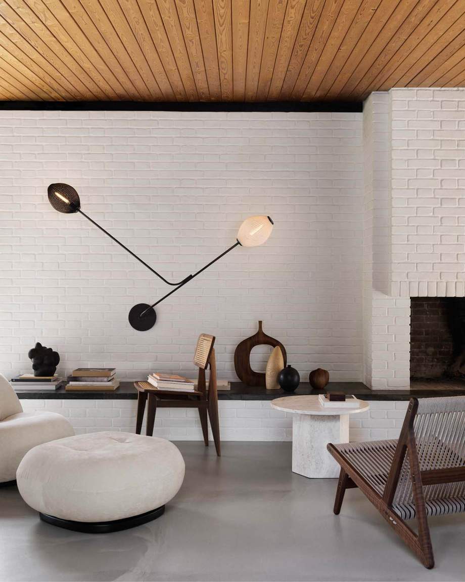 Gubi Satellite Wall Lamp