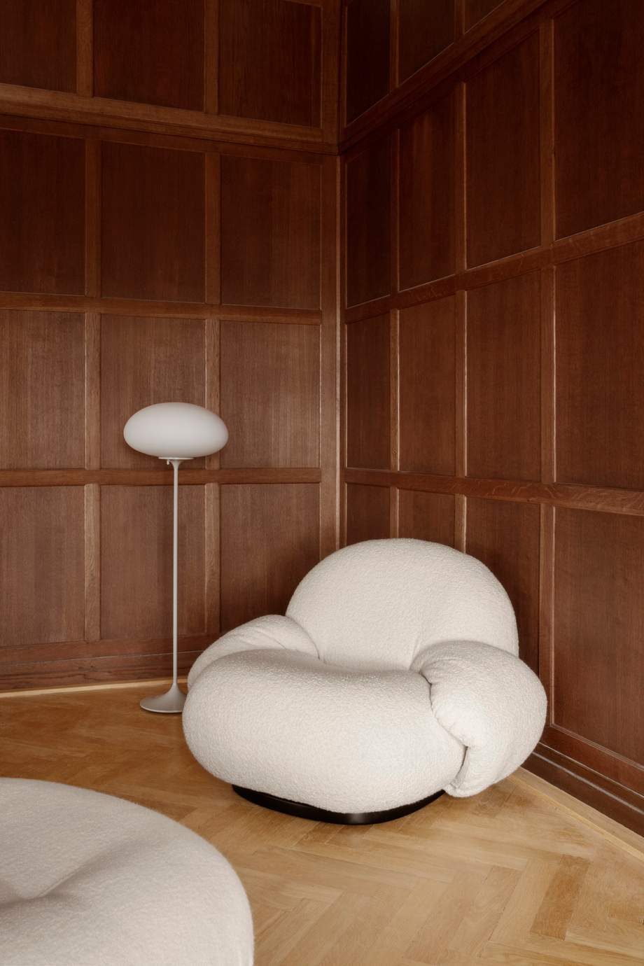 Gubi Stemlite Floor Lamp