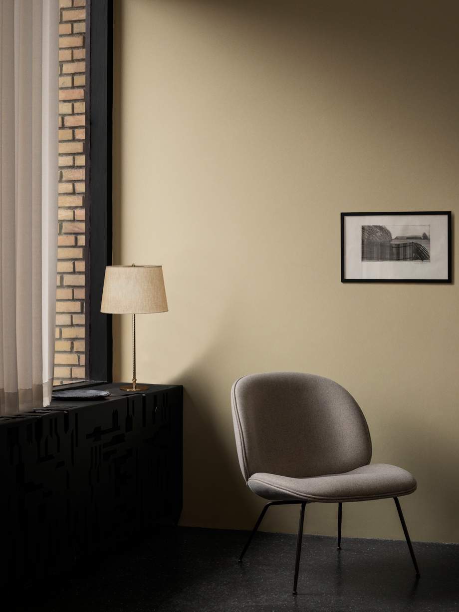 Gubi 9205 Table Lamp