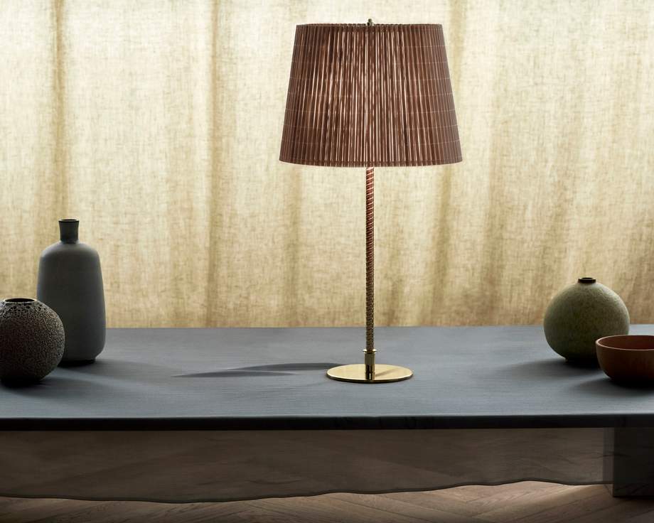 Gubi 9205 Table Lamp