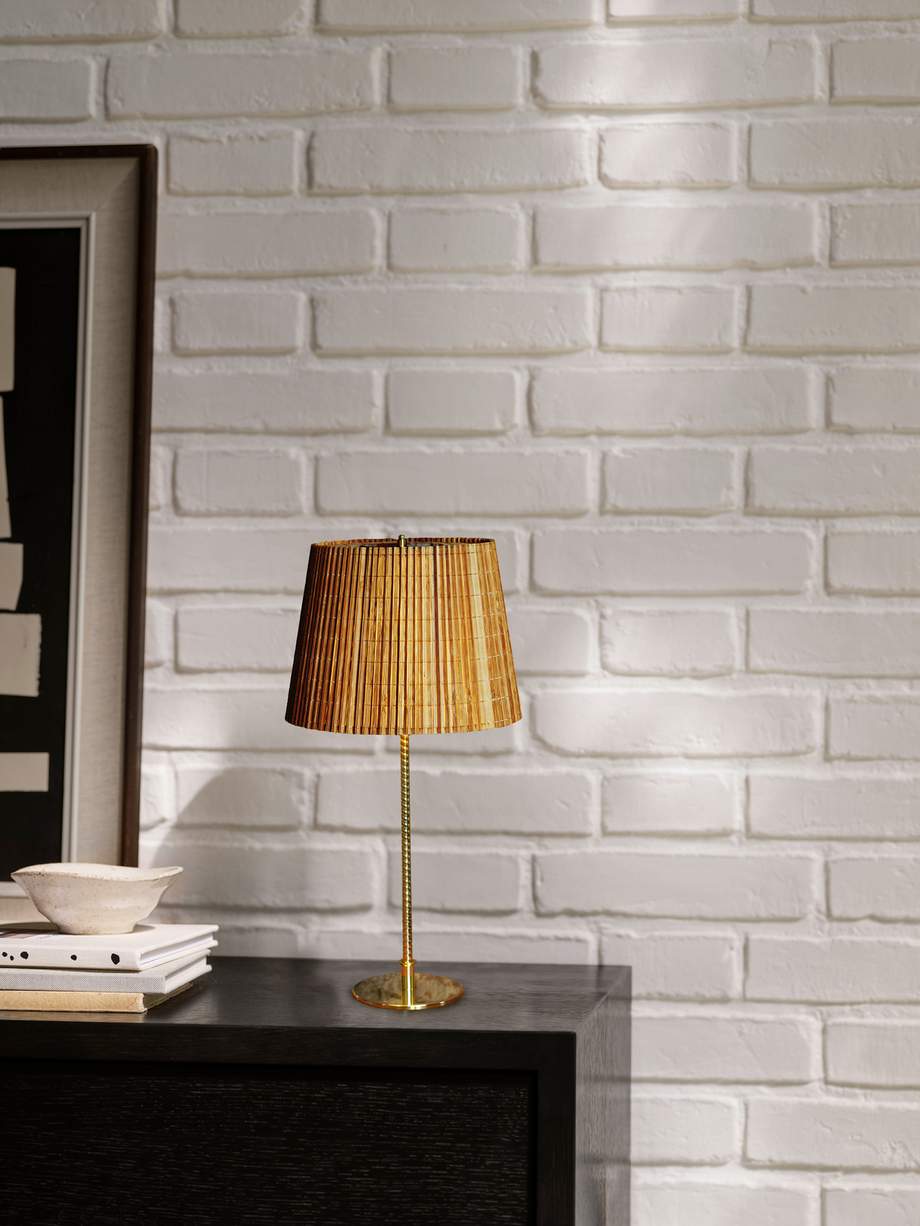 Gubi 9205 Table Lamp