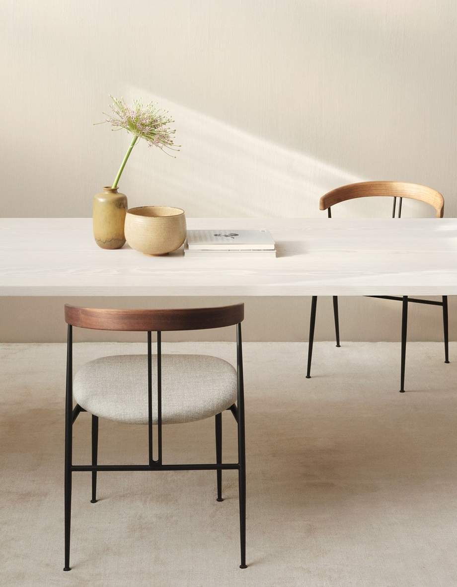 Gubi Violin Dining Chair