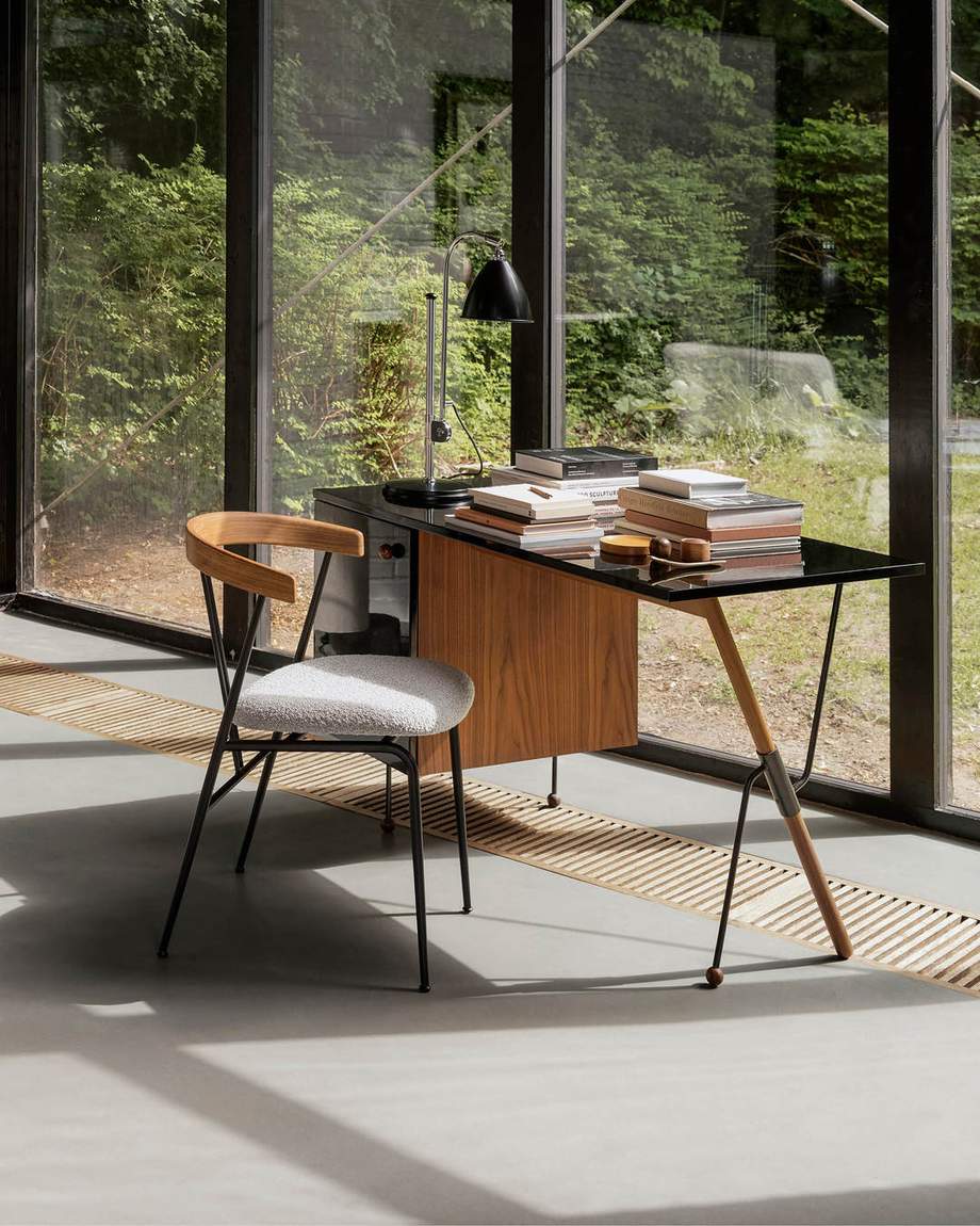 Gubi Violin Dining Chair