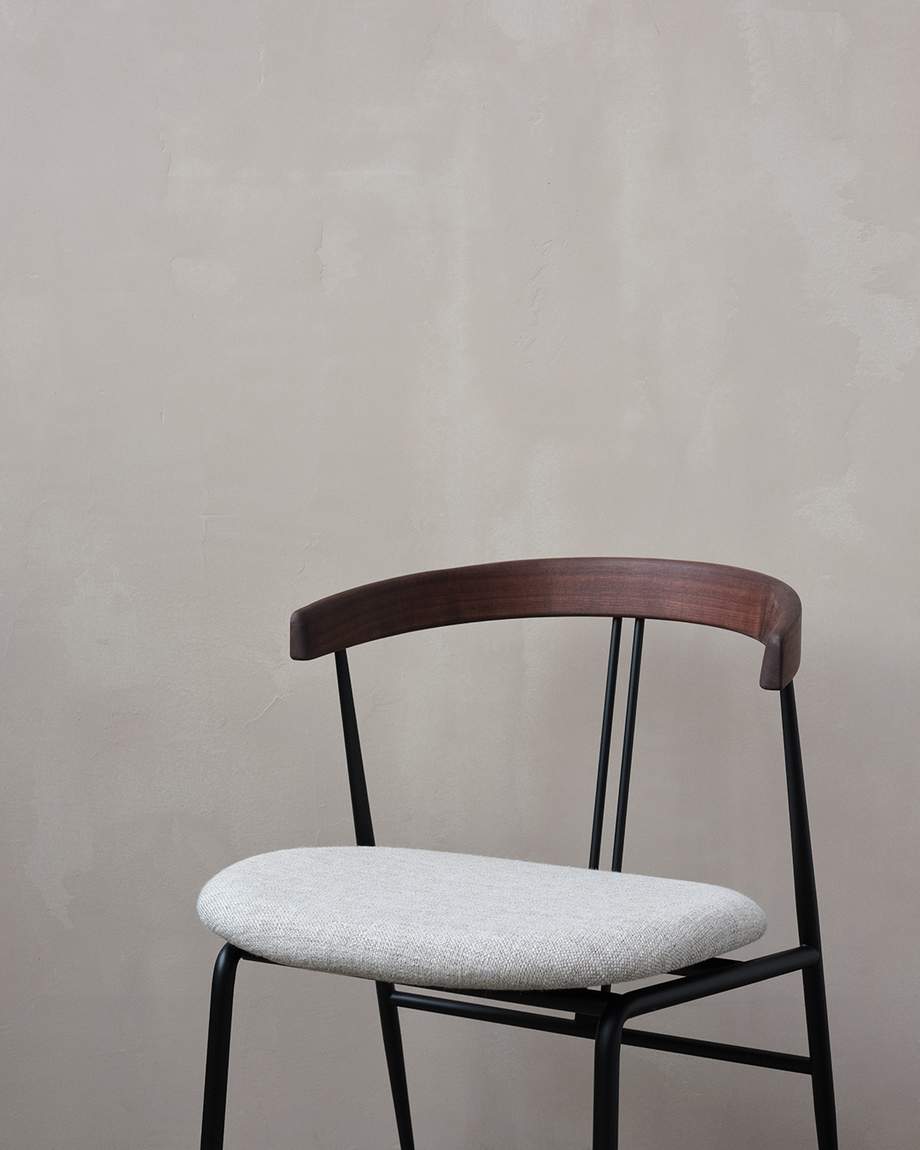 Gubi Violin Dining Chair