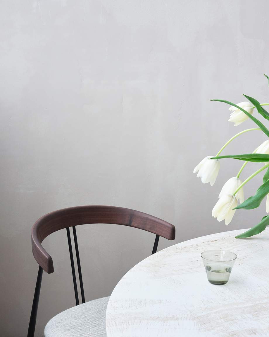Gubi Violin Dining Chair