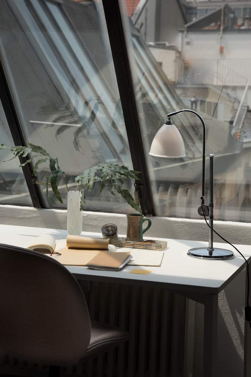 Gubi Bestlite BL1 Table Lamp