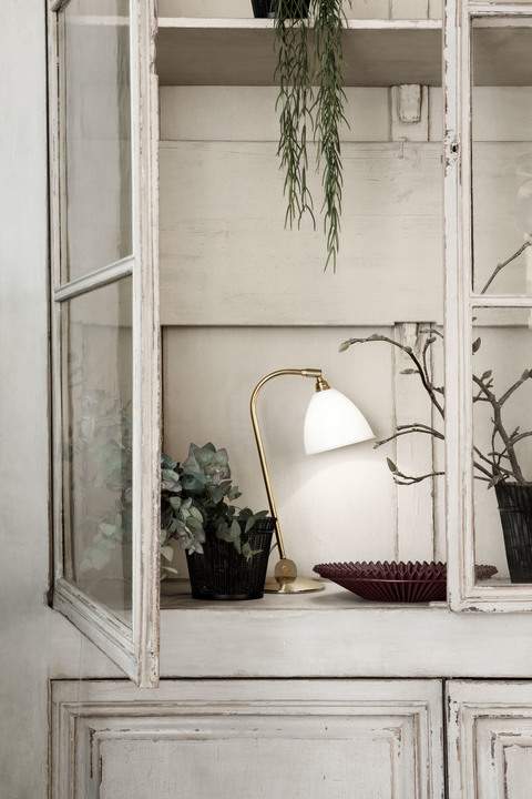 Gubi Bestlite BL2 Table Lamp
