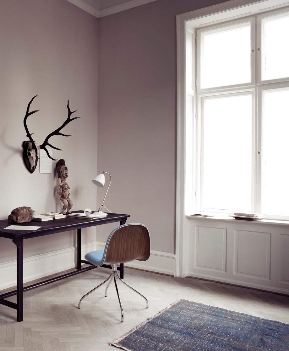 Gubi Bestlite BL2 Table Lamp