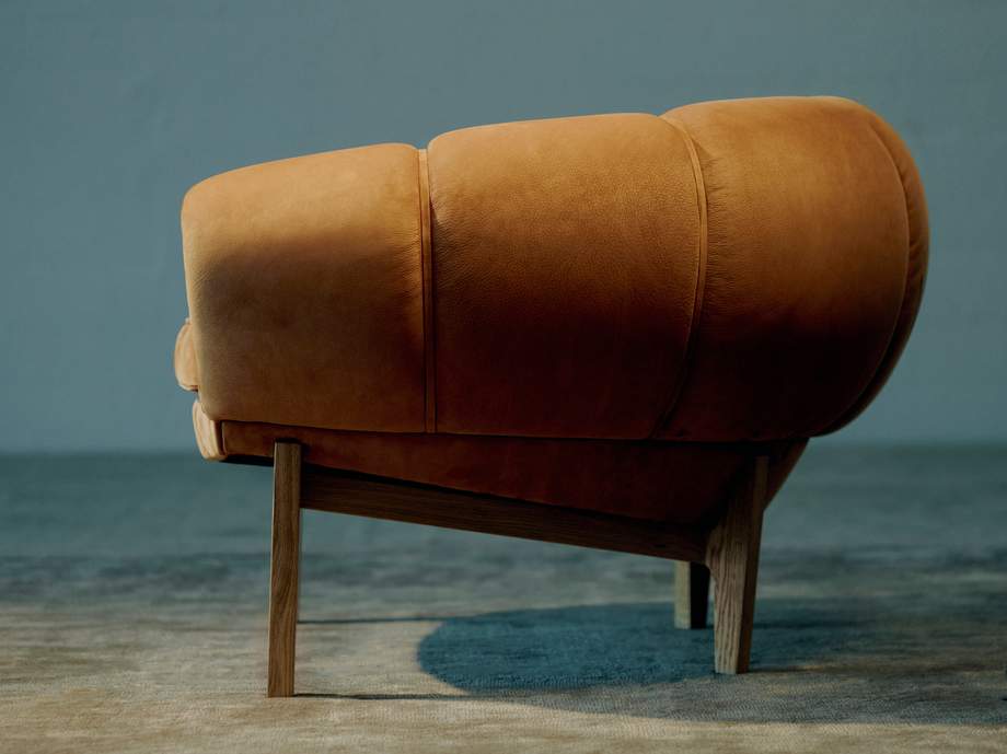 Gubi Croissant Lounge Chair