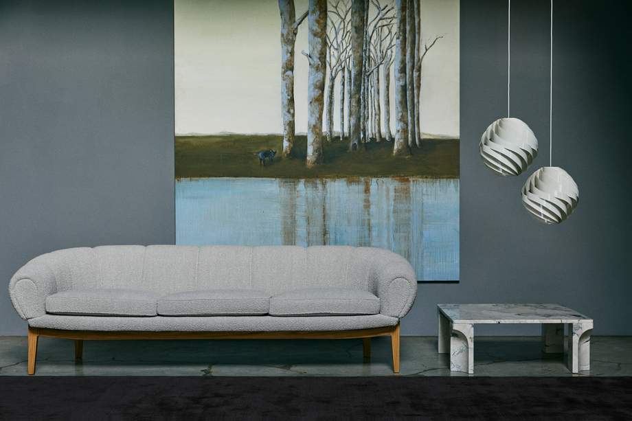 Gubi Croissant Sofa
