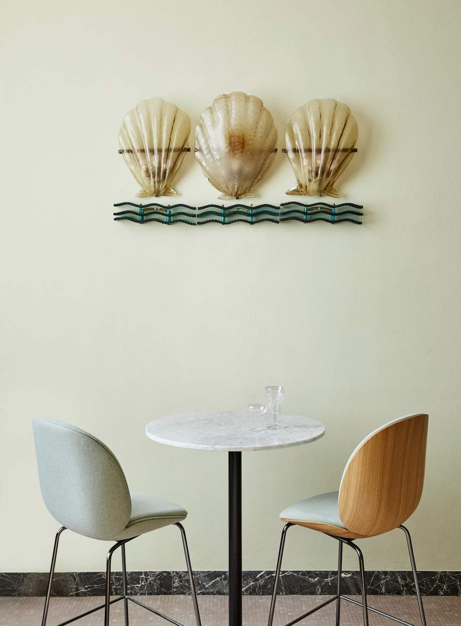 Gubi Beetle Bar Chair 3D Veneer 
