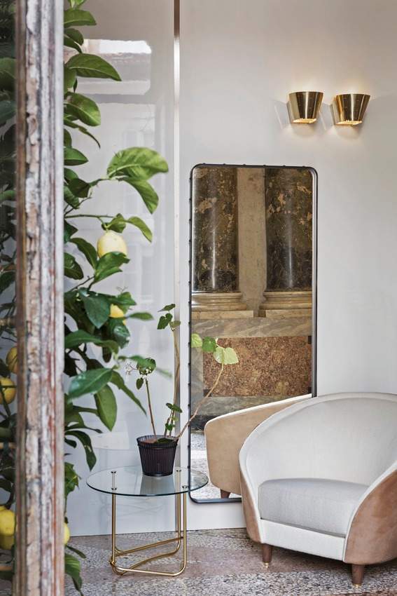 Gubi 9464 Wall Lamp