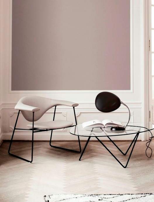 Gubi Cobra Table Lamp