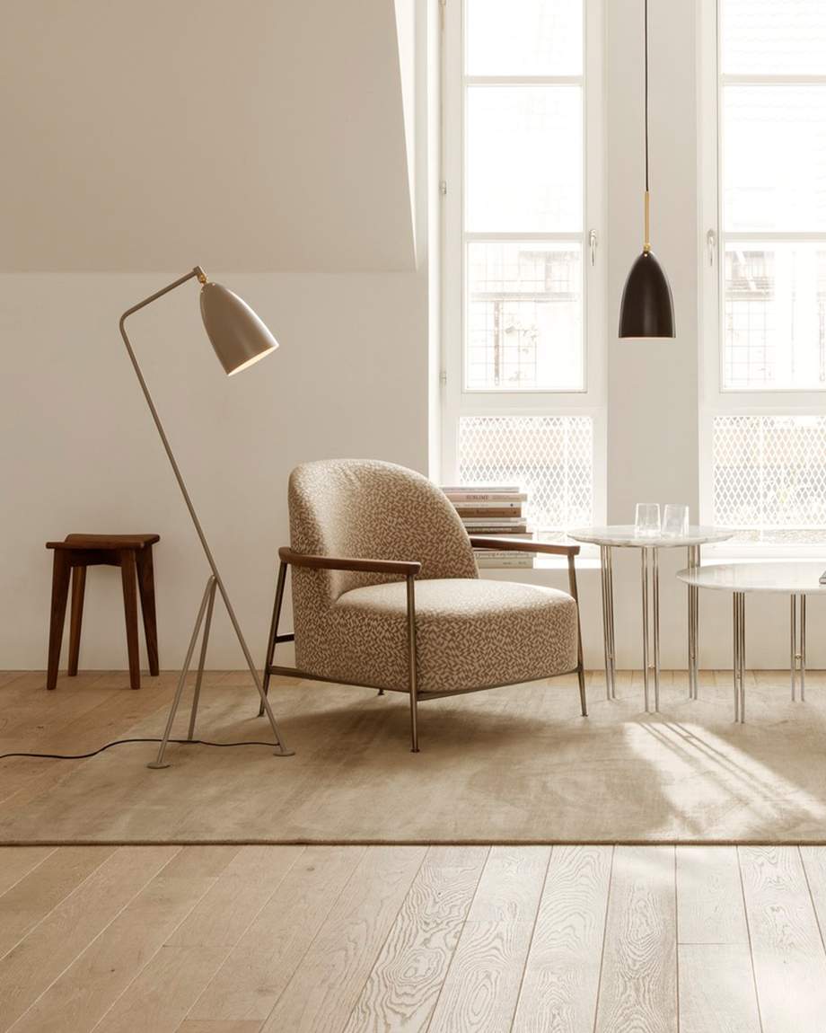 Gubi Grashoppa Floor Lamp