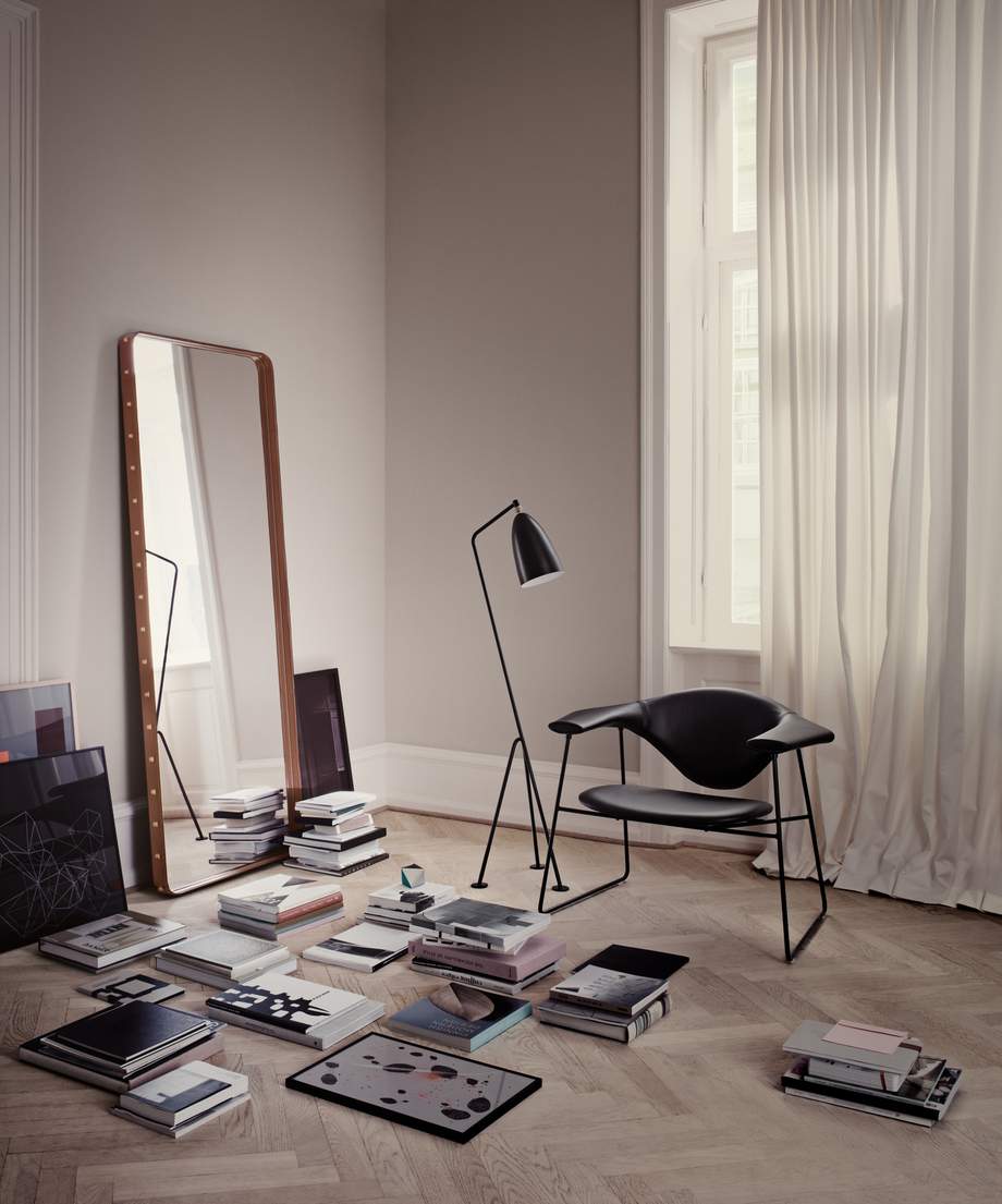 Gubi Grashoppa Floor Lamp