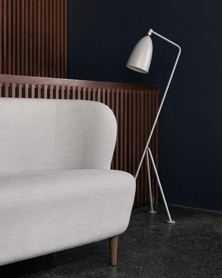 Gubi Grashoppa Floor Lamp