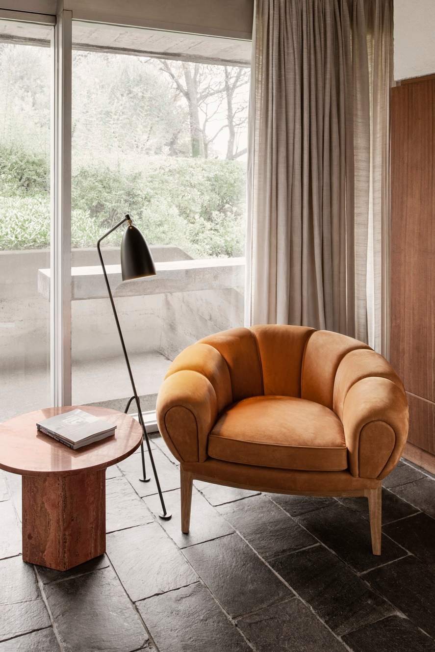 Gubi Grashoppa Floor Lamp