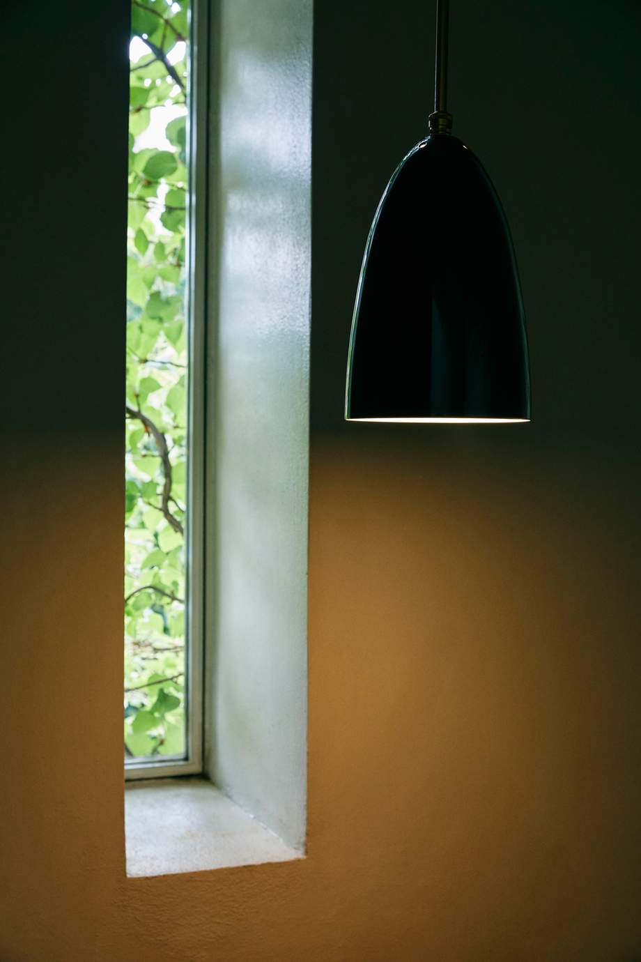 Gubi Grashoppa Pendant Lamp