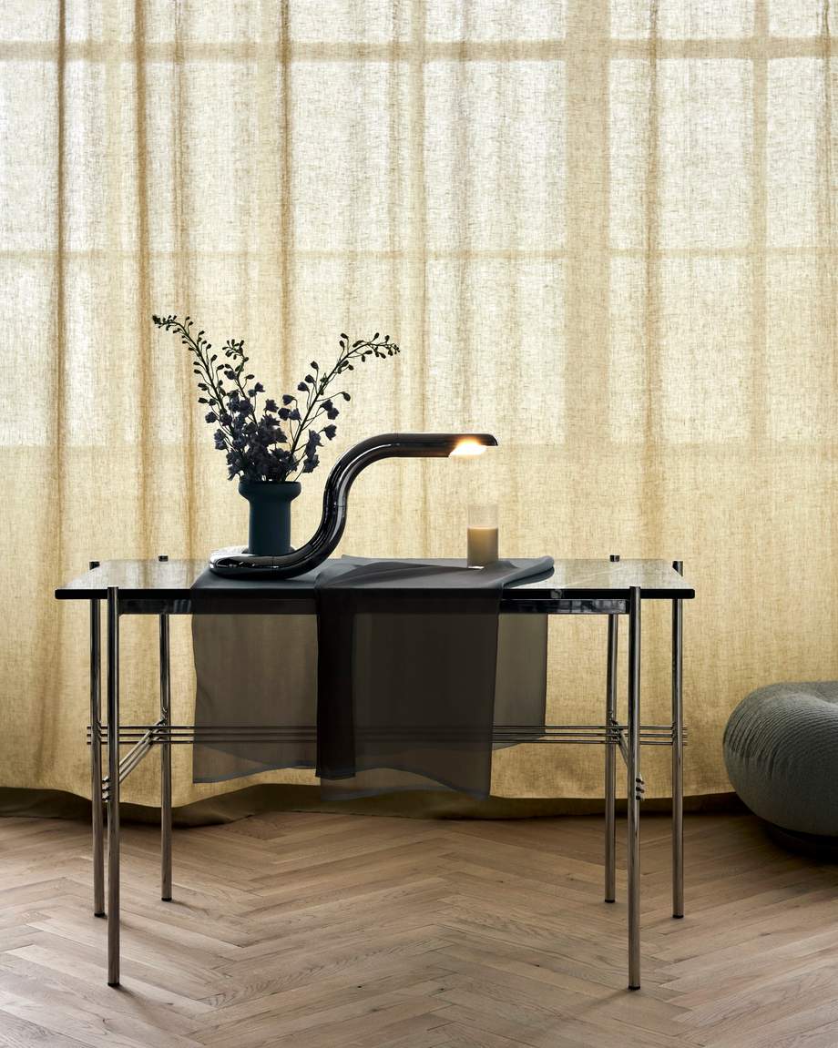 Gubi Aspide Table Lamp