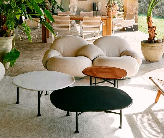 Gubi Carmel Coffee Table