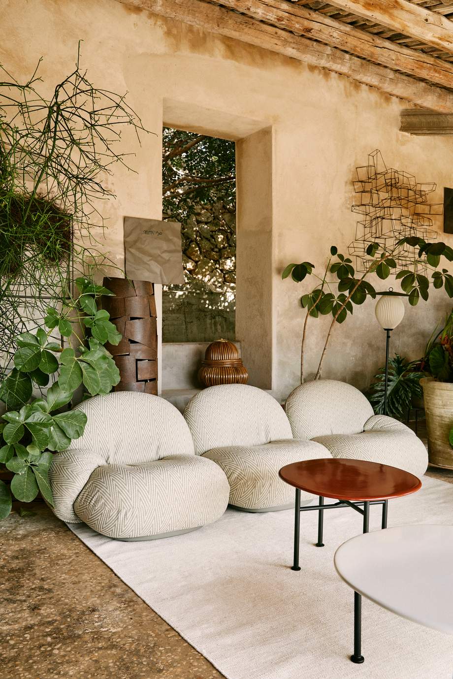 Gubi Carmel Coffee Table