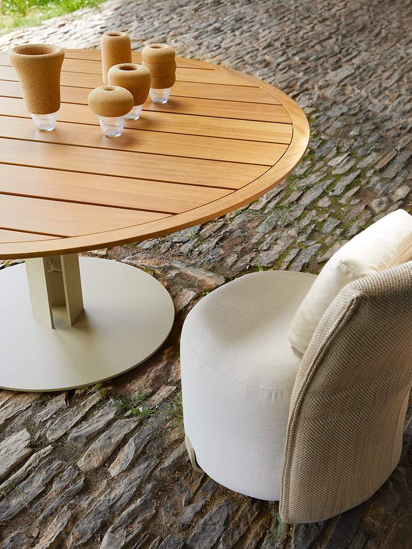 Gandia Blasco Isla Dining Table