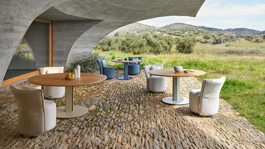 Gandia Blasco Isla Dining Table