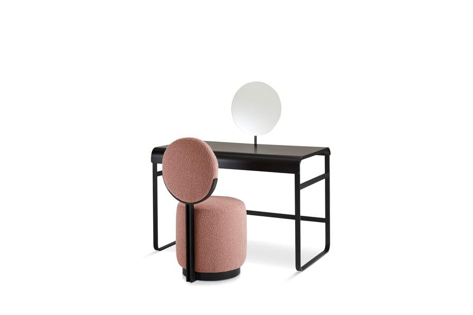Saba Beauty Armchair