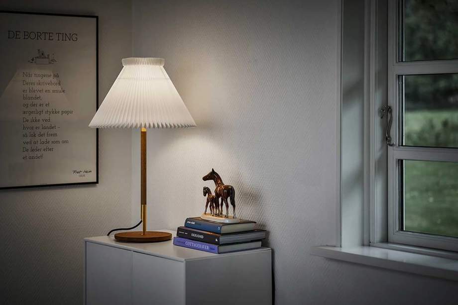 Le Klint LK 80 Table Lamp