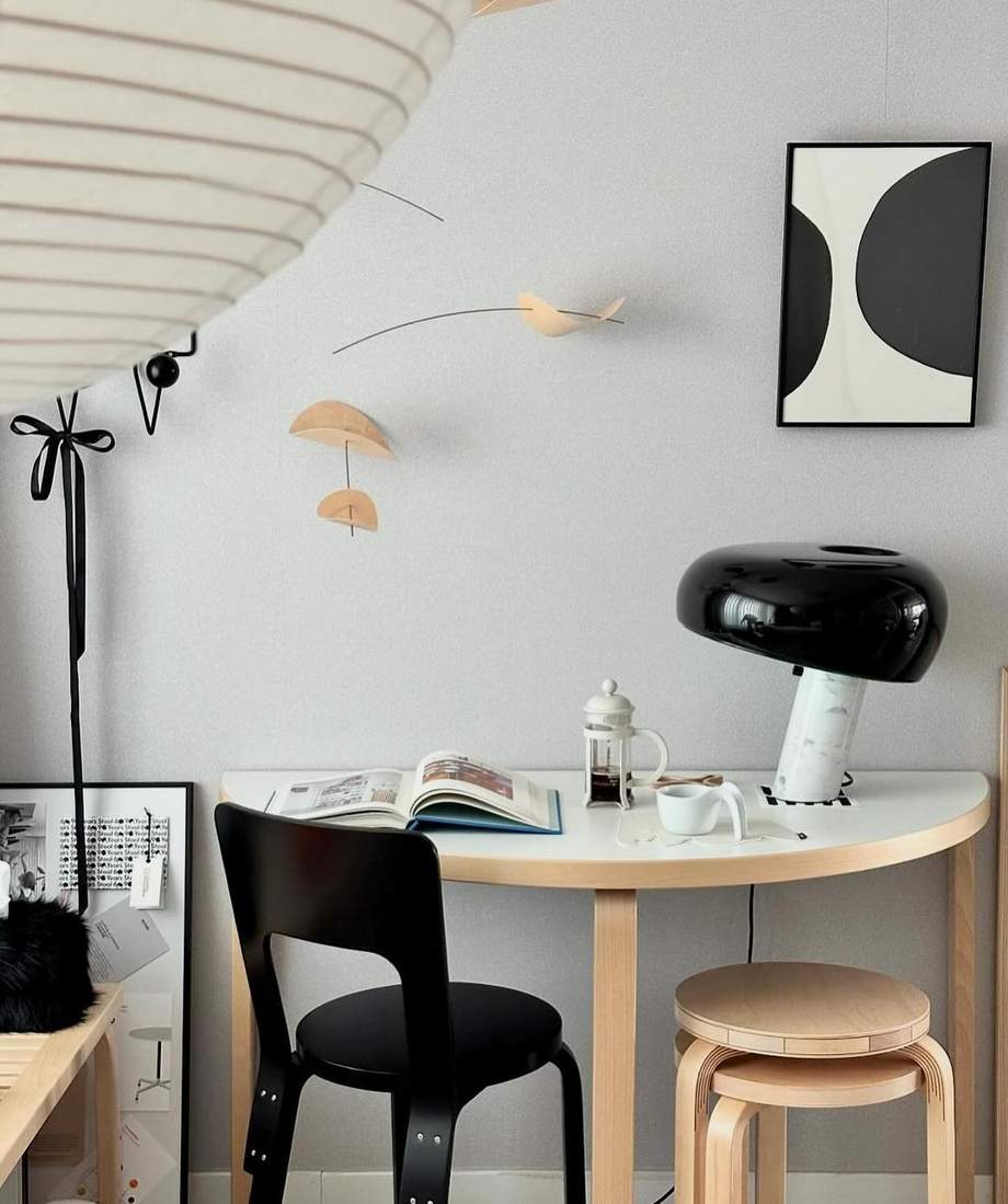 Flos Snoopy Table Lamp