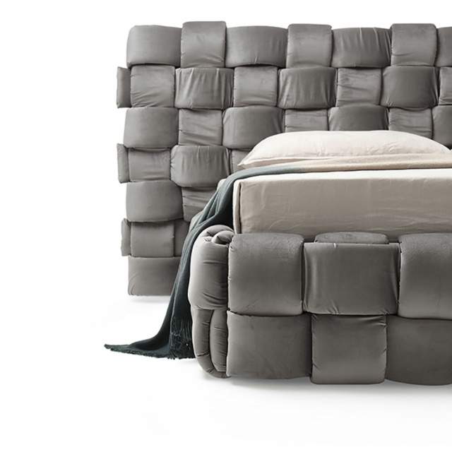 Mogg Flirt Bed