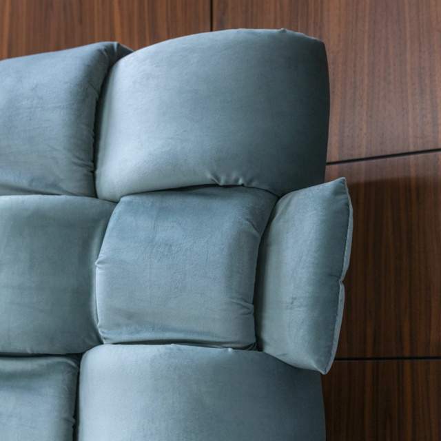 Mogg Flirt Bed