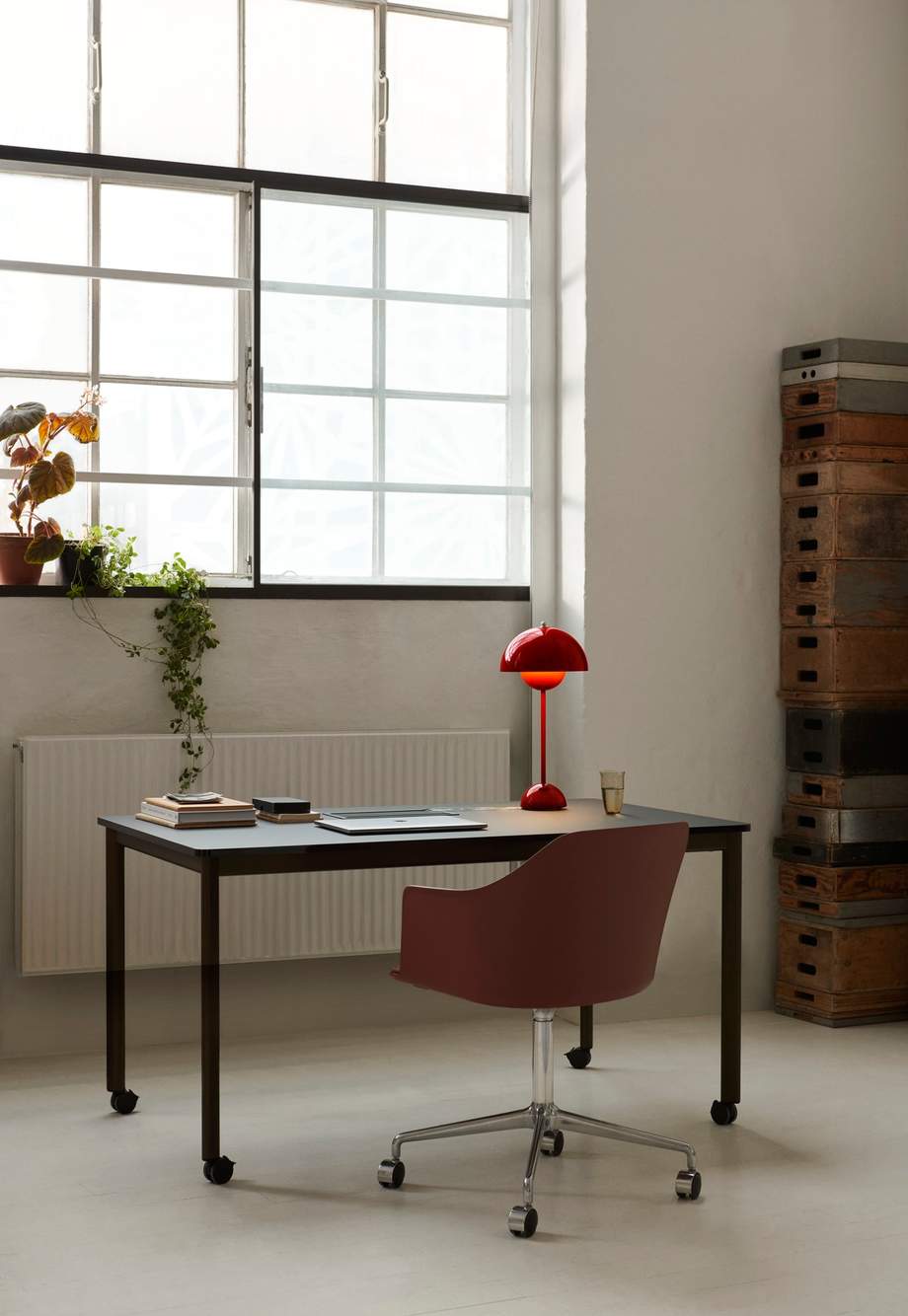 &Tradition Flowerpot Table Lamp VP3