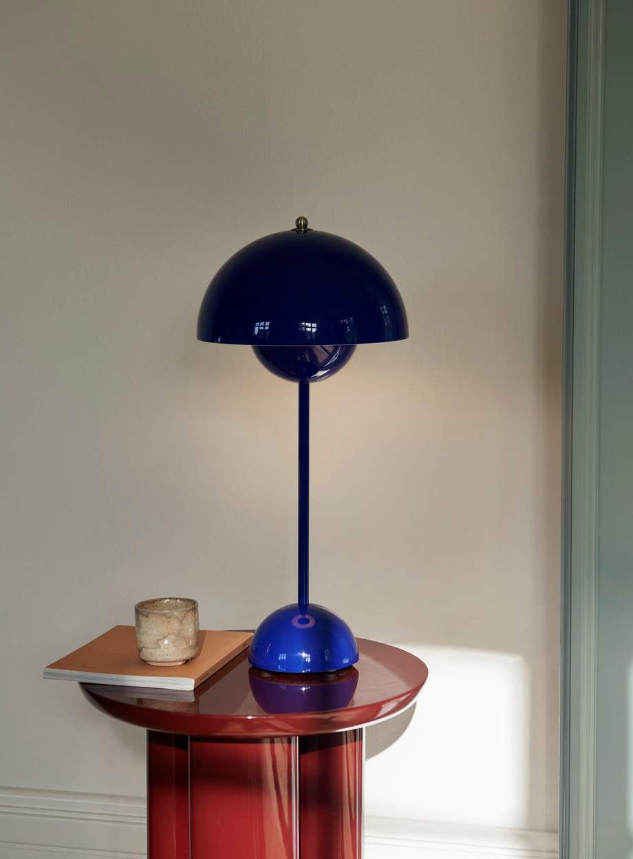 &Tradition Flowerpot Table Lamp VP3