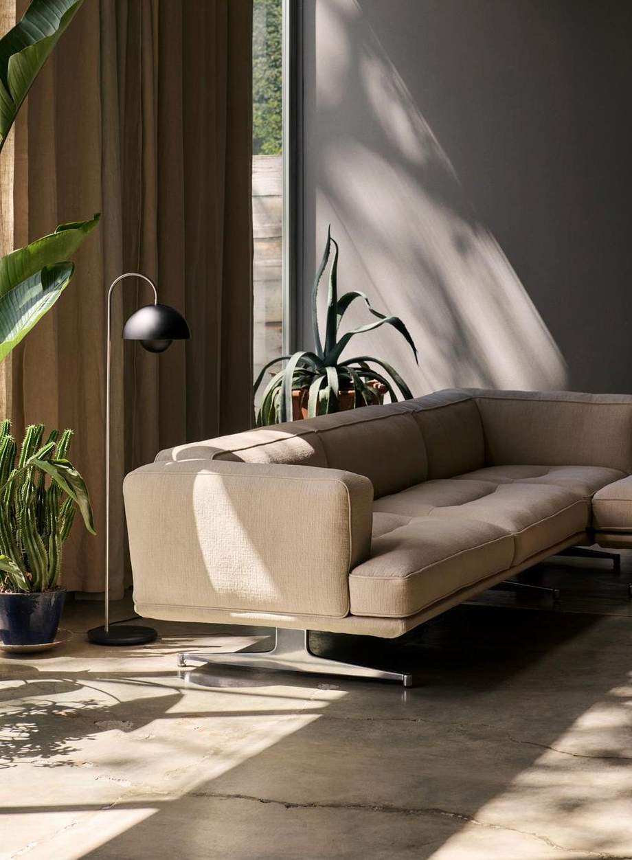&Tradition Flowerpot Floor Lamp