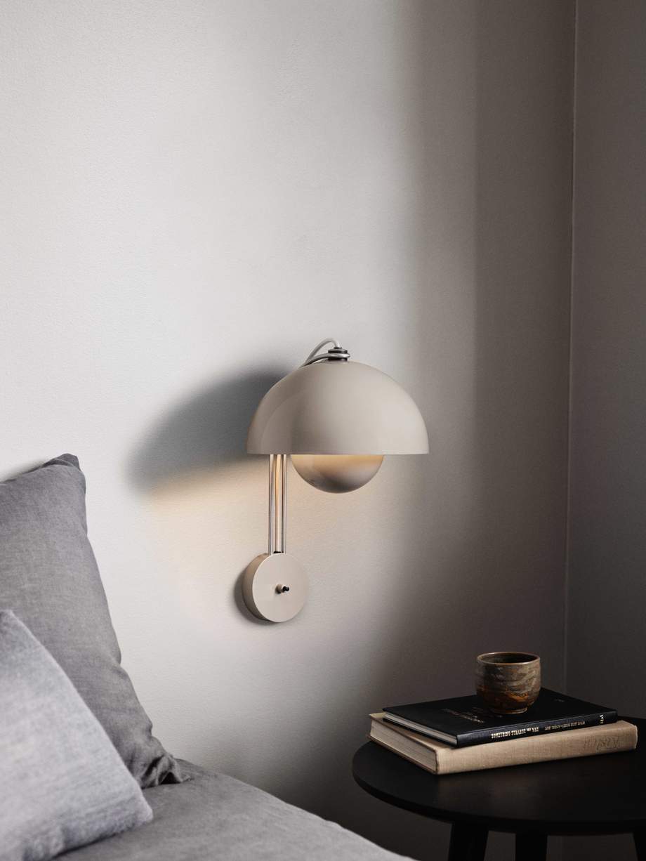 &Tradition Flowerpot Wall Lamp