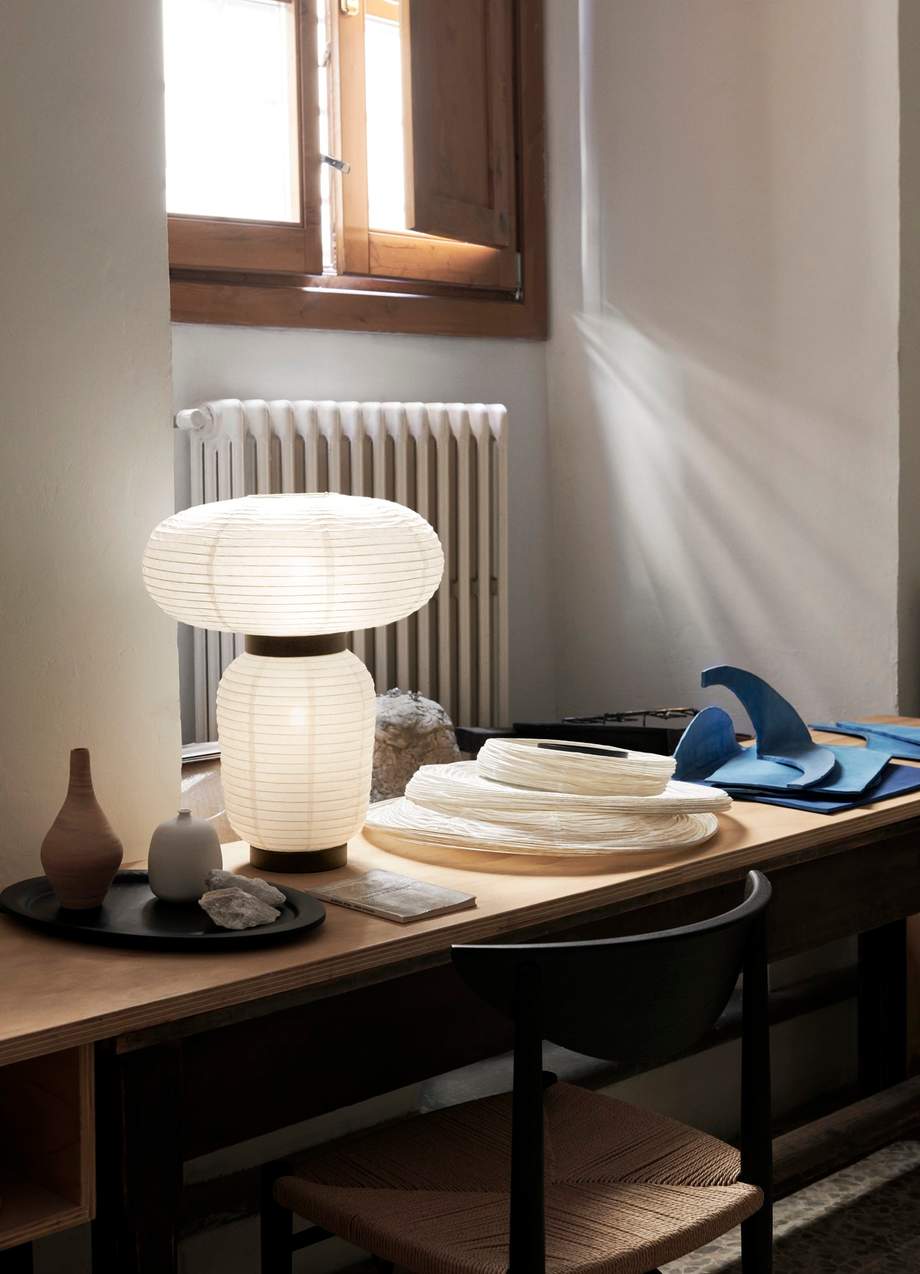 &Tradition Formakami Table Lamp