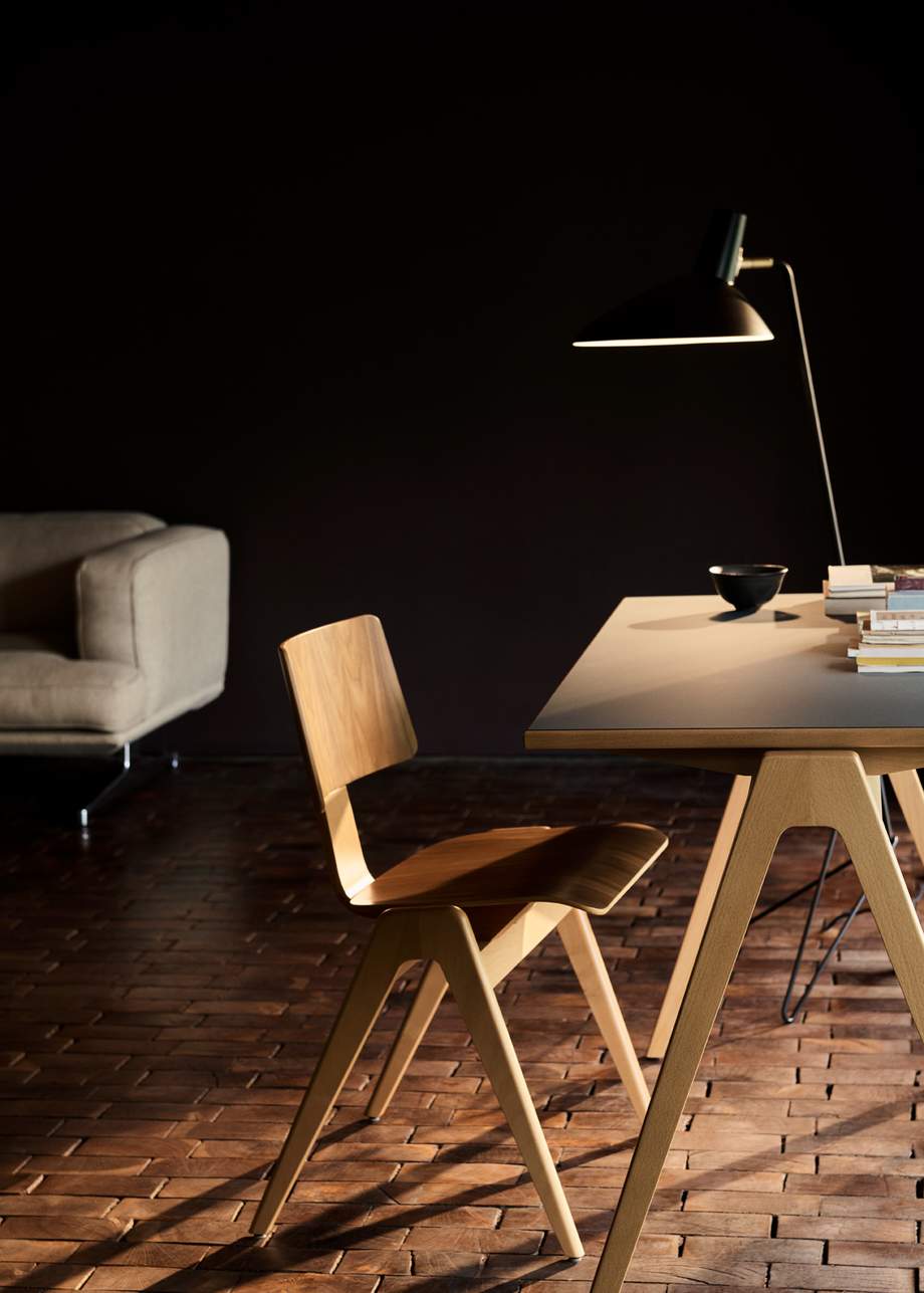 &Tradition Tripod Table Lamp