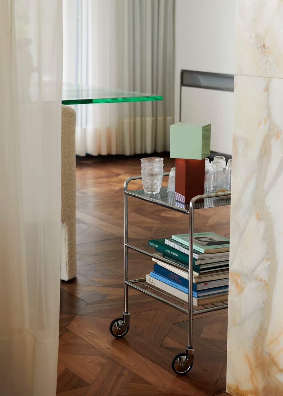 &Tradition Pivot Portable Table Lamp