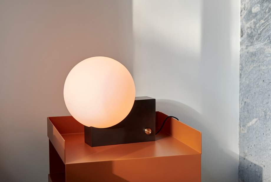 &Tradition Journey Table Lamp