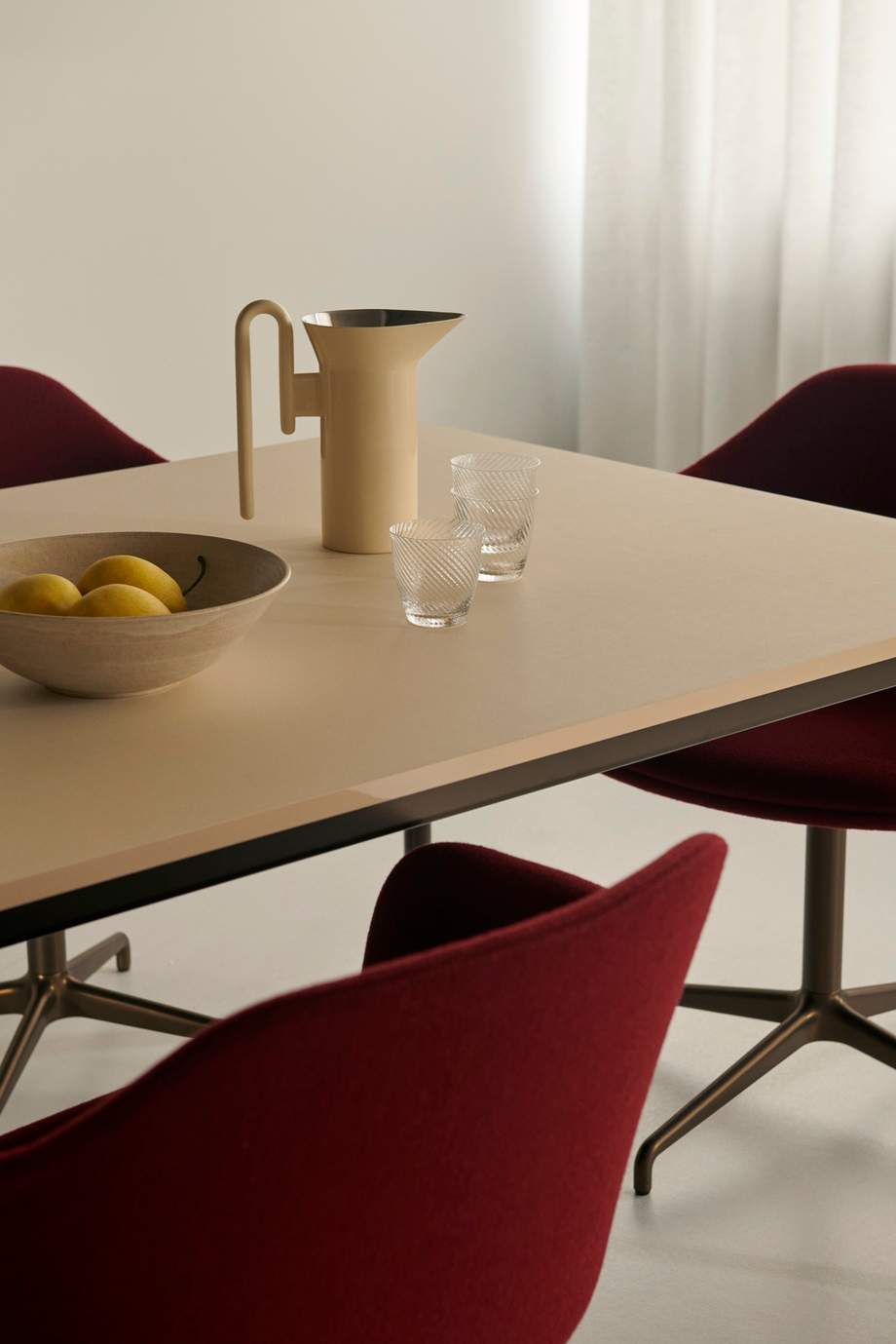 &Tradition Momento Jug