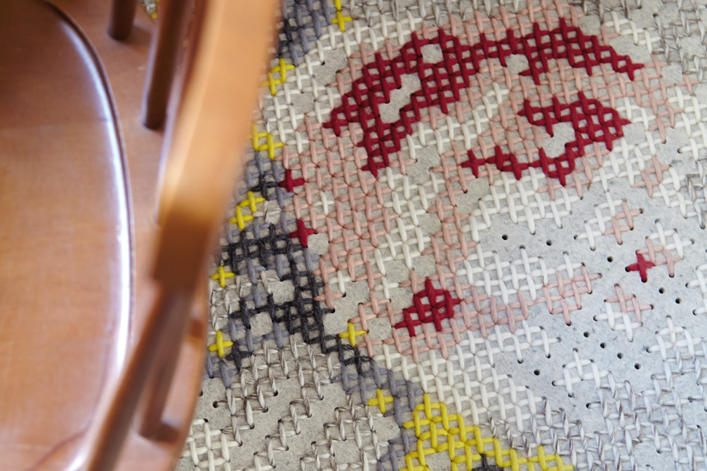 Gan Rugs Canevas Rug Flowers Natural