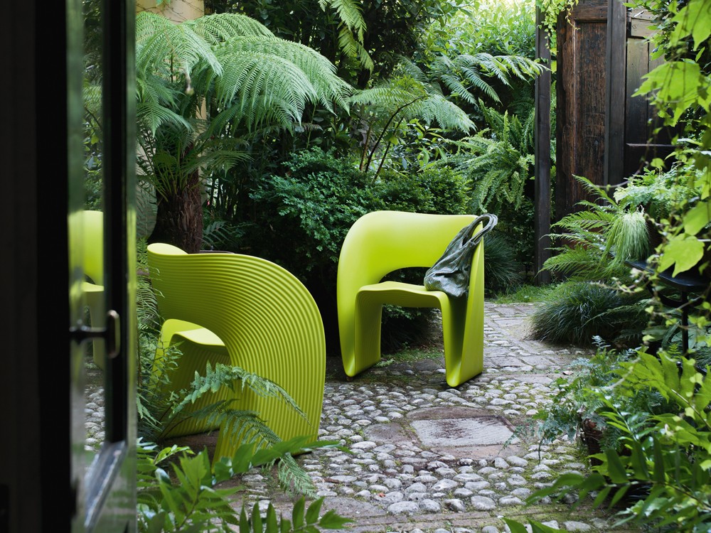 Love It Magis Raviolo Low Chair, Magis Outdoor Furniture